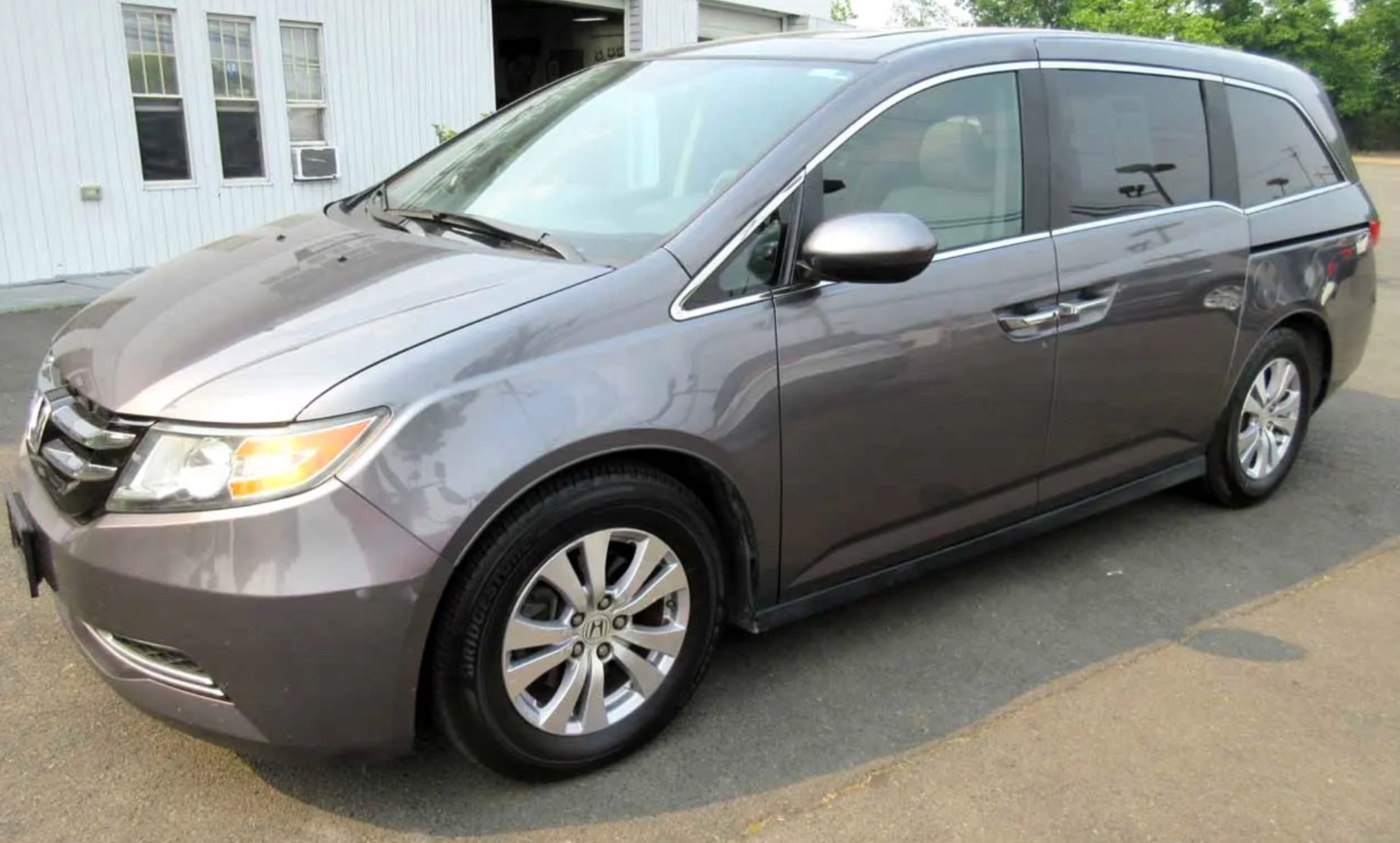 2015 Honda Odyssey EX-L Honda Odyssey eight seats, priced at 16,800