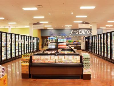 The seafood department of Dahua 99 Supermarket New Jersey branch is recruiting employees