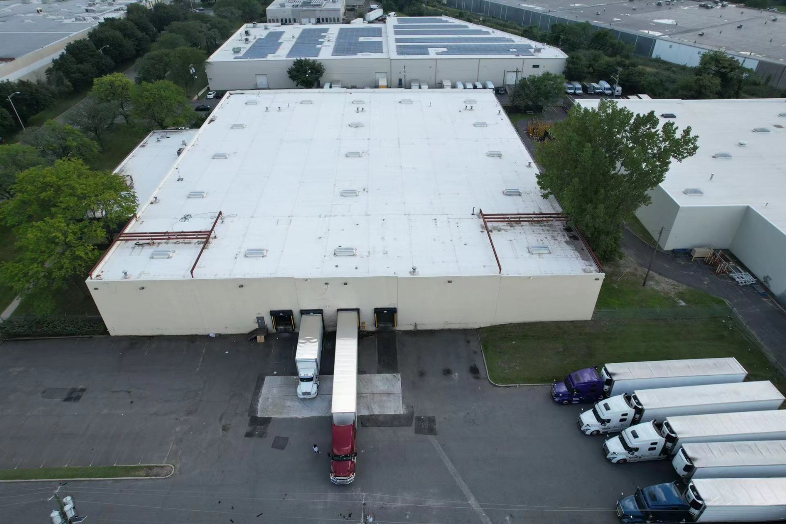 New Jersey Secaucus train station near NYC Logistics Company - Recruiting Warehouse Clerk photo 5