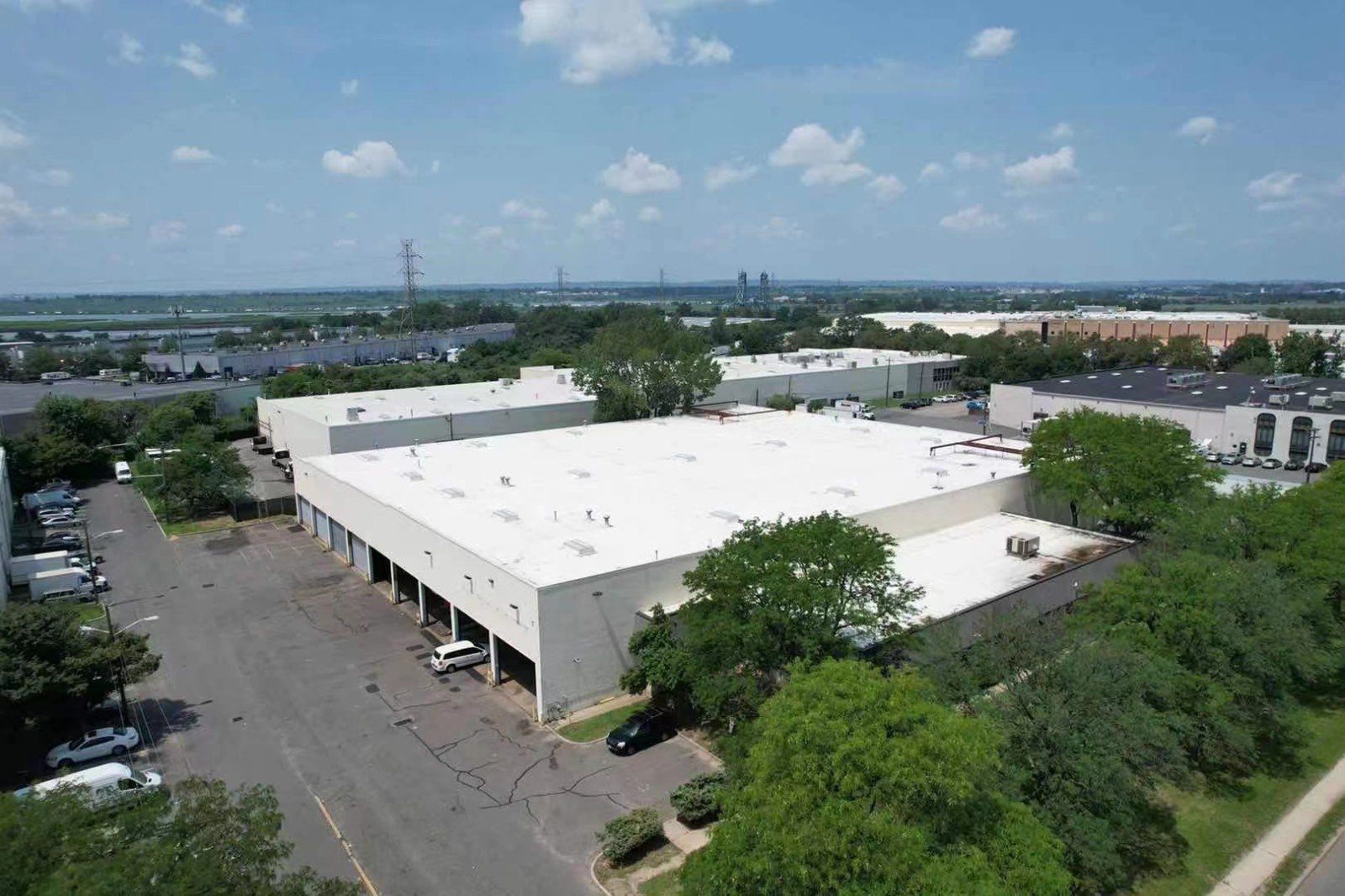 New Jersey Secaucus train station near NYC Logistics Company - Recruiting Warehouse Clerk photo 4