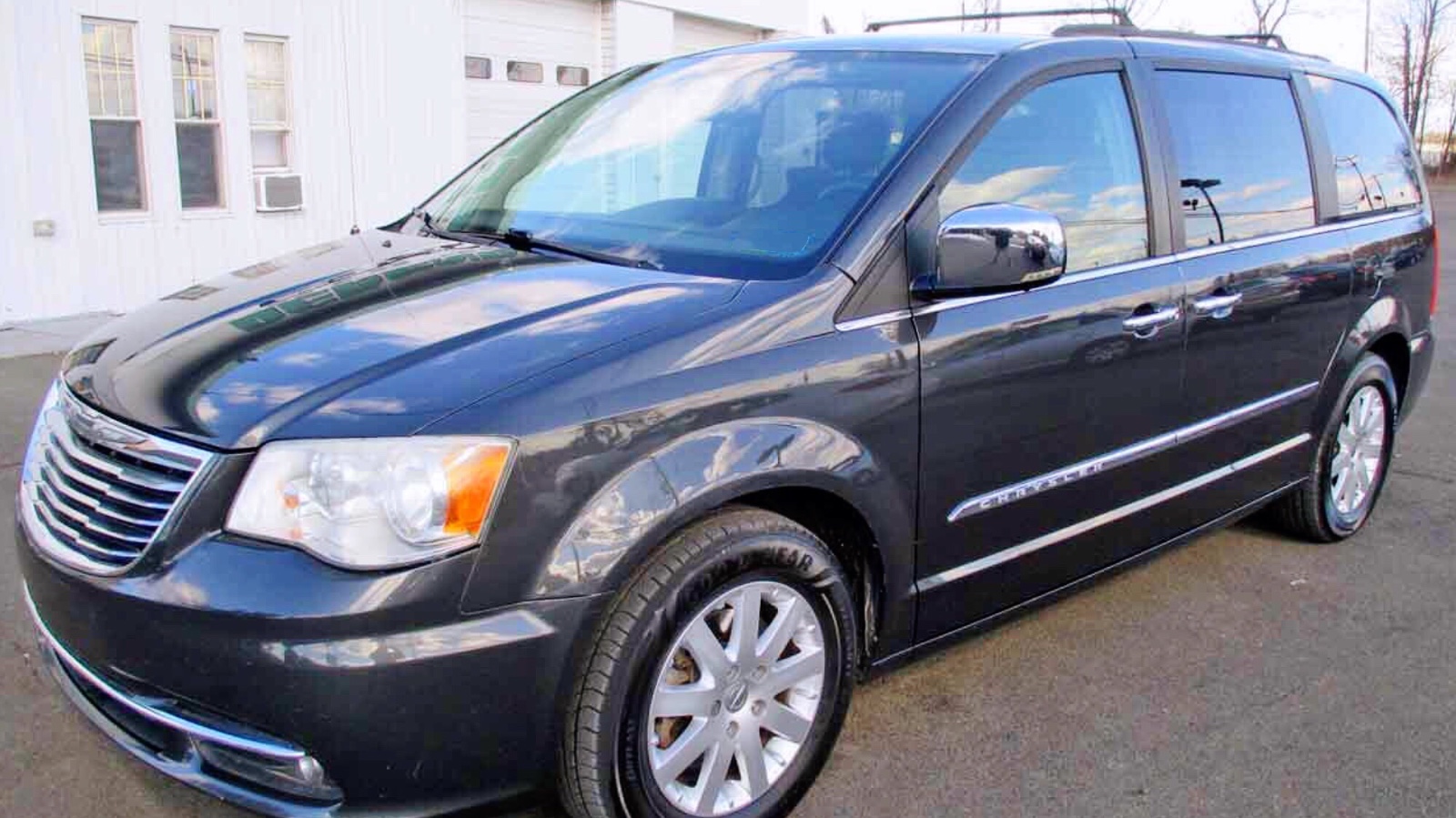 2012 克莱斯勒七座 售价10600 图片 4