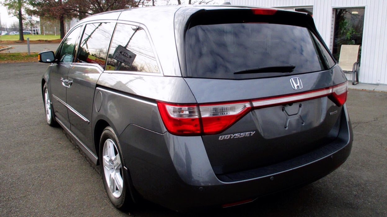 2011 Honda Odyssey Touring 售价12650 图片 3