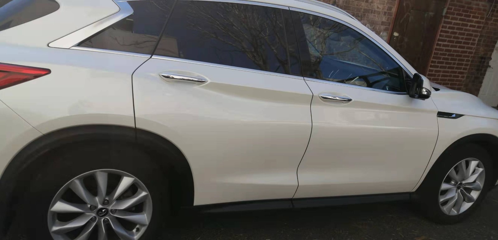 2019 infiniti QX50 14000mile photo 6