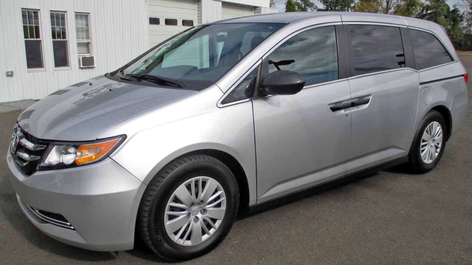 2014 Honda Odyssey LX priced at 10,500 photo 5