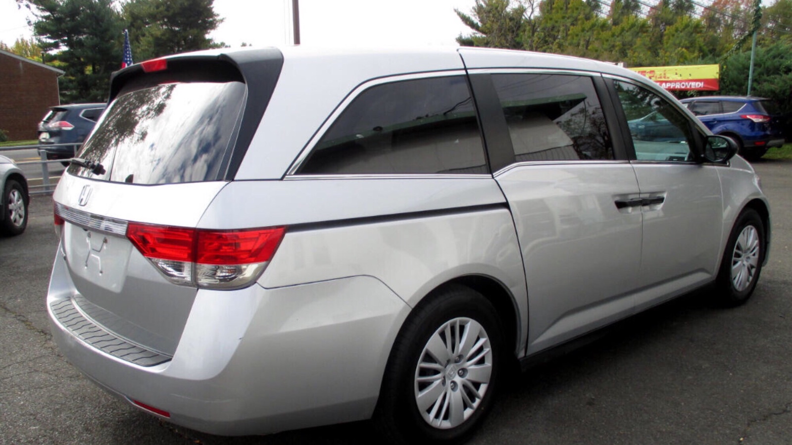 2014 Honda Odyssey LX priced at 10,500 photo 6