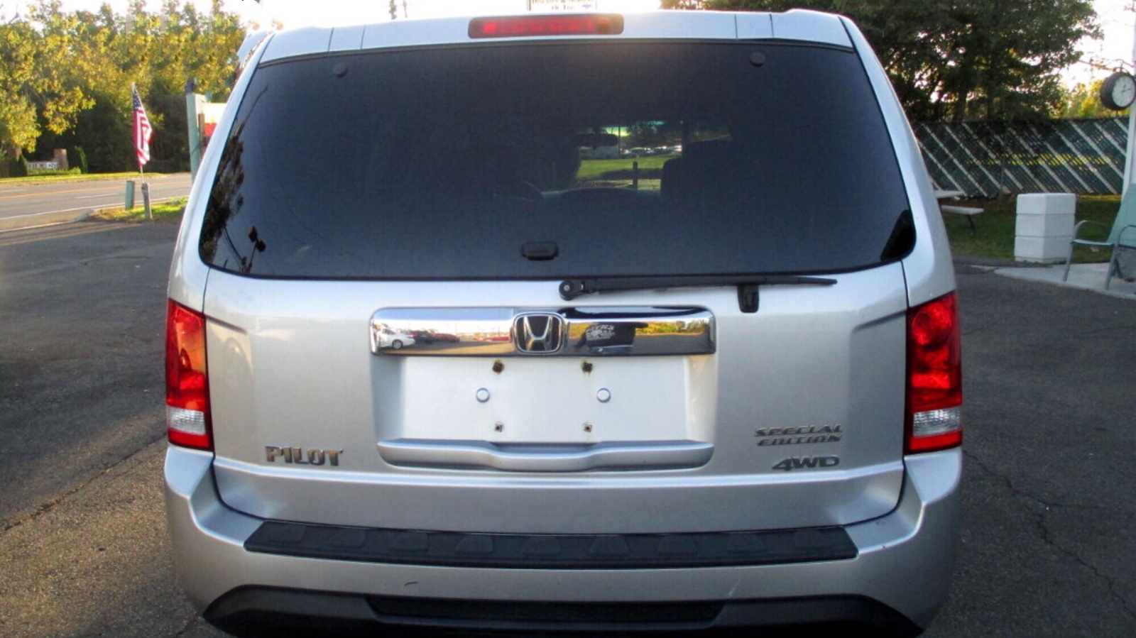 2012 Honda Pilot 4WD Honda SUV with seven seats, priced at 14,500 photo 5