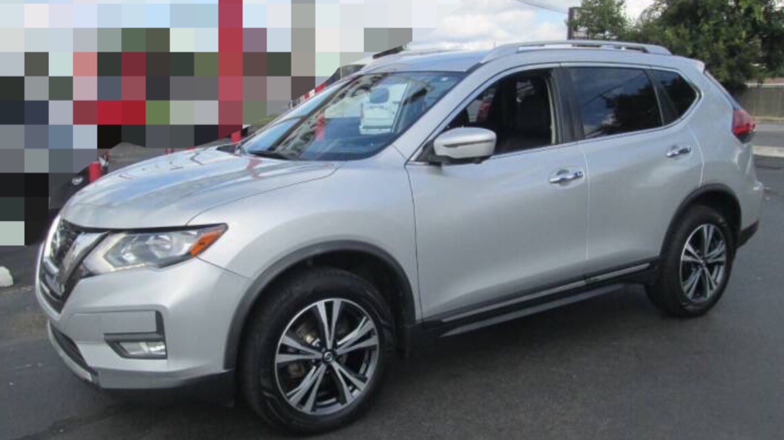 2017 Nissan Rogue SL Crossover, priced at 18,995 photo 6