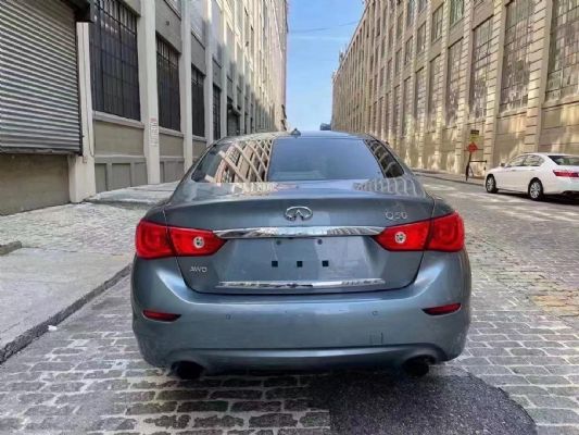 2017 INFINITI Q50 photo 7