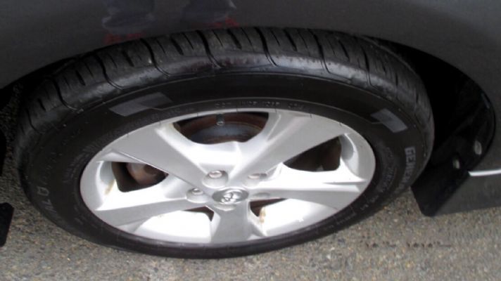 2012 Toyota Corolla price 9800 photo 2