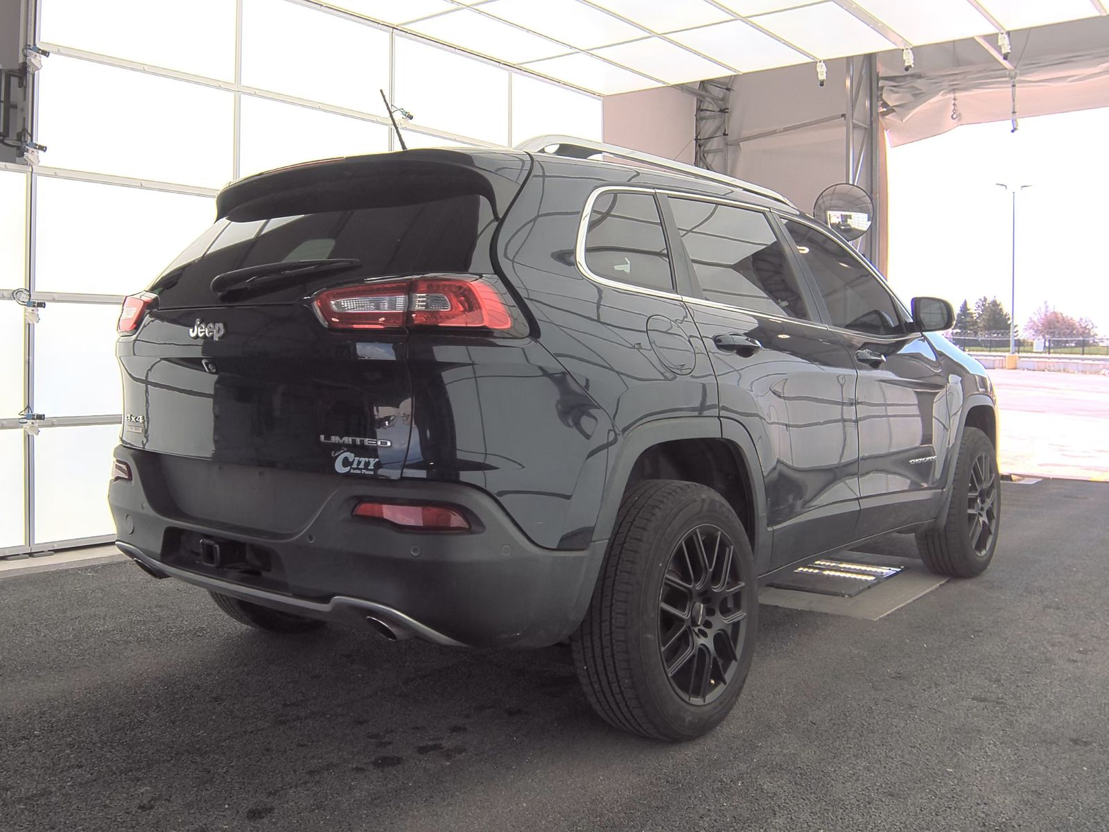 2014Jeep Cherokee四驱 千元代步送外卖越野车 9w迈数 图片 1