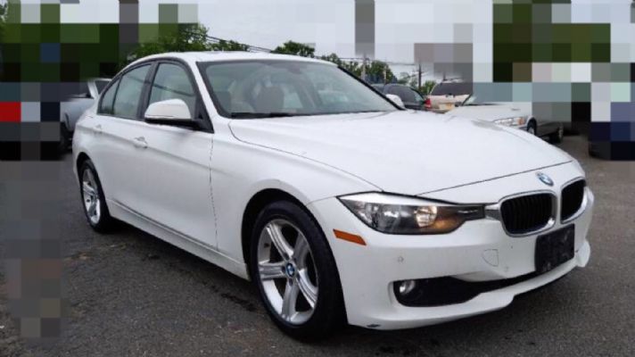 2014 BMW 320i xDrive priced at 13,750 photo 3