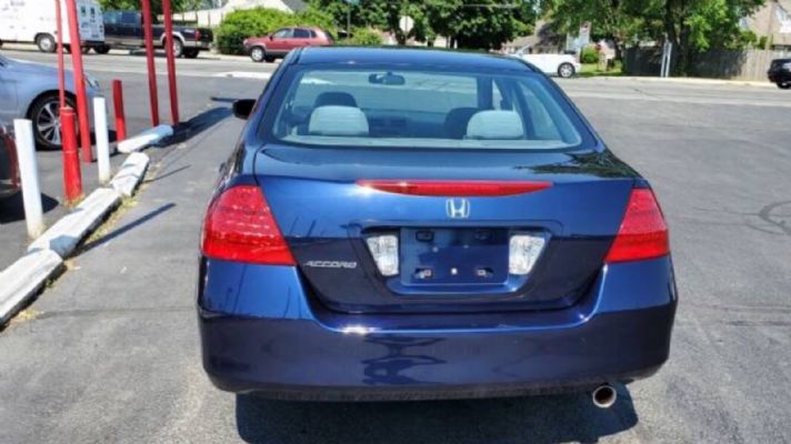 2007 Honda Accord price 7995 photo 6