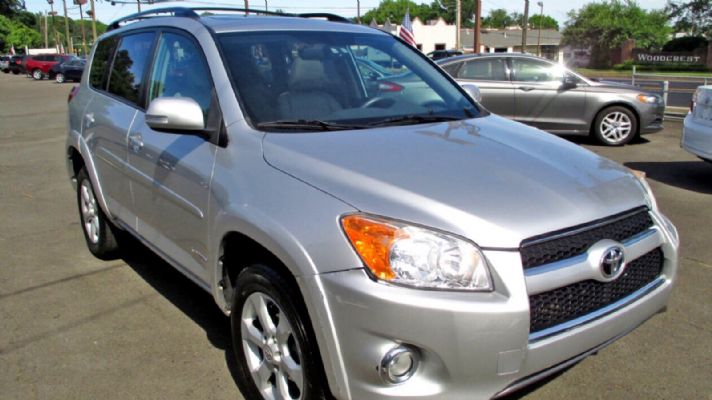 2012 Toyota RAV4 4WD Limited priced at 12,850 photo 2