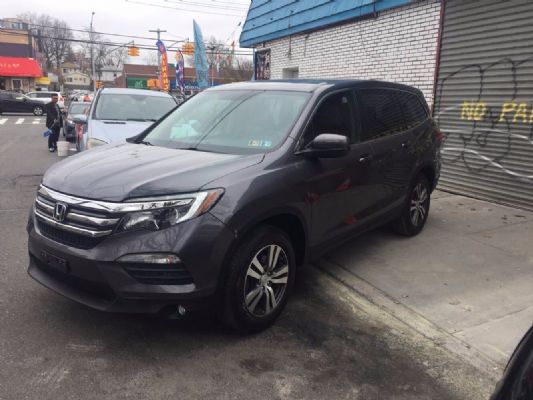For sale 2016 Honda pilot EXL 7 seater 51000mileage photo 6