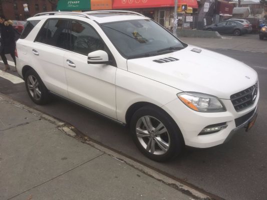 For sale 2014 Mercedes Benz ML350 4MATIC 49000mileage photo 4
