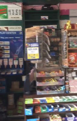 Fruit, vegetable and groceries small supermarket (with liquor license) (with warehouse to stock) for sale photo 6