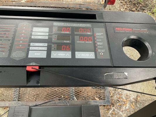 PRO-FORM 725 TL TREADMILL 可折叠 图片 4