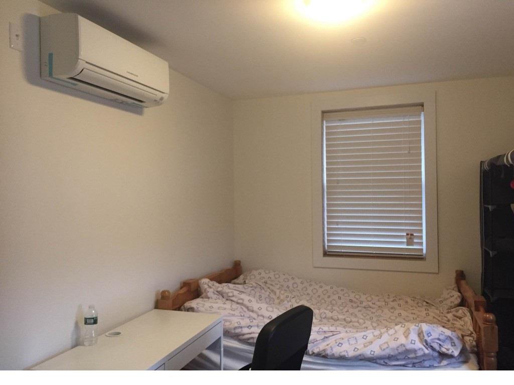 纽约市皇后区长岛市2室1厅单间，有独立卫生间、浴室