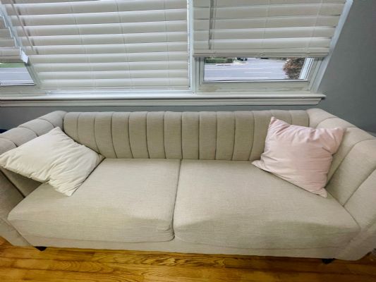Furniture for sale at low prices - sofas, coffee tables, dining table sets