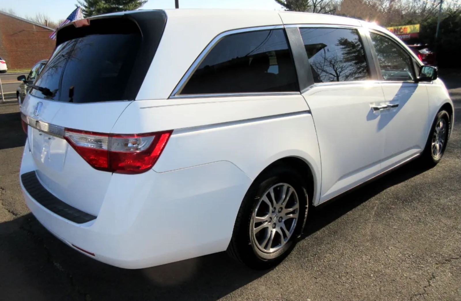 2011 Honda Odyssey EX-L Honda Odyssey eight seats, priced at 10,850 photo 7