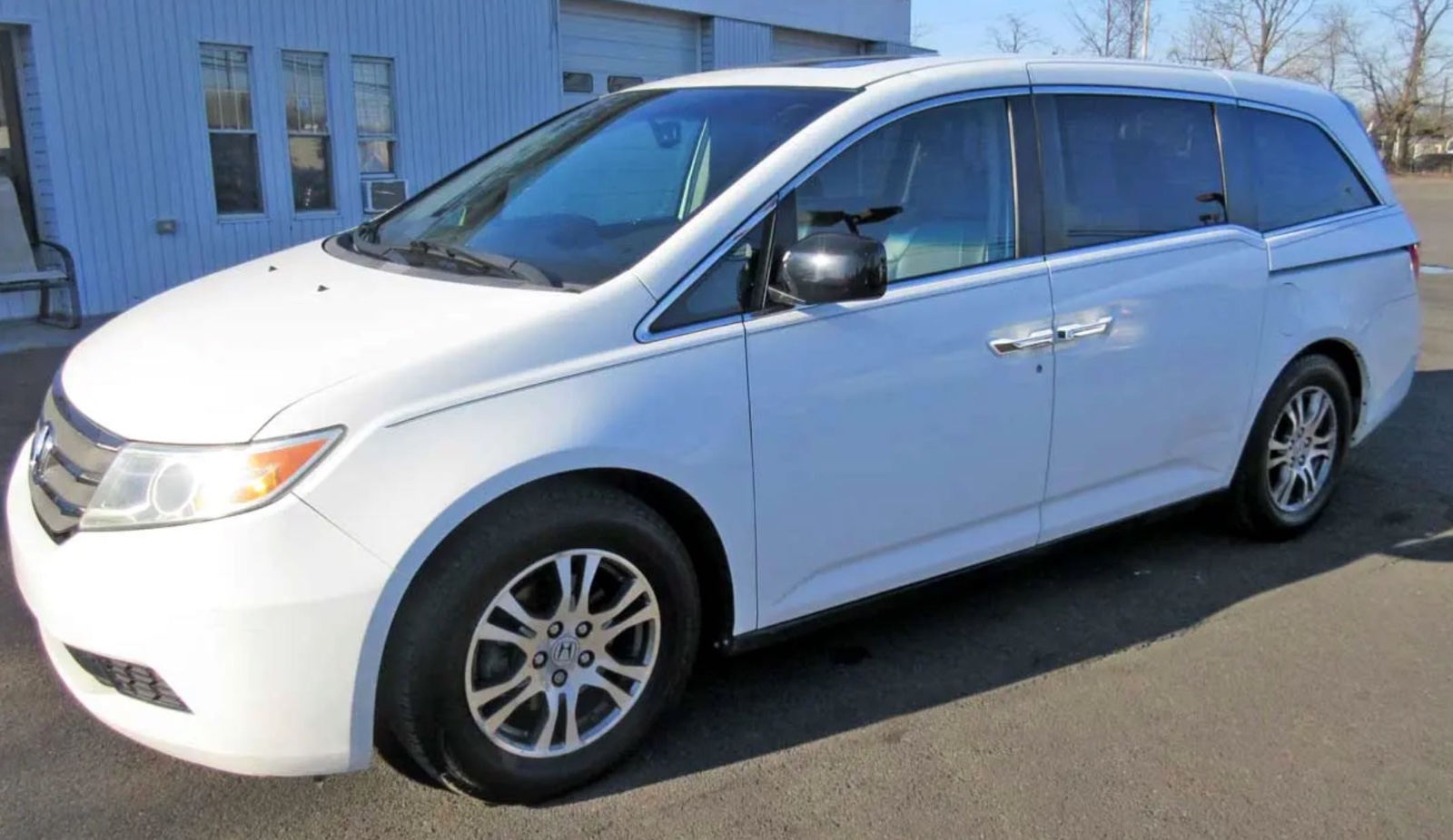 2011 Honda Odyssey EX-L Honda Odyssey eight seats, priced at 10,850 photo 4
