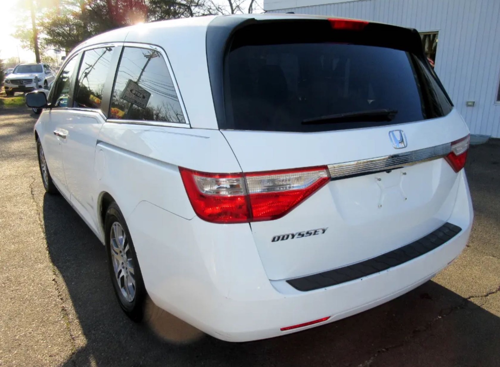 2011 Honda Odyssey EX-L Honda Odyssey eight seats, priced at 10,850 photo 2