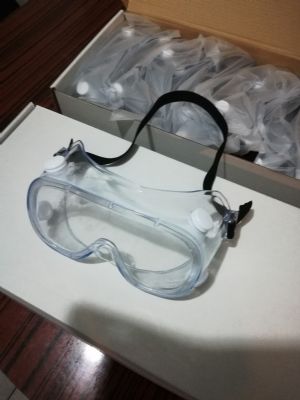 售 口罩, 洗手液, 护目镜, 等物品 图片 6