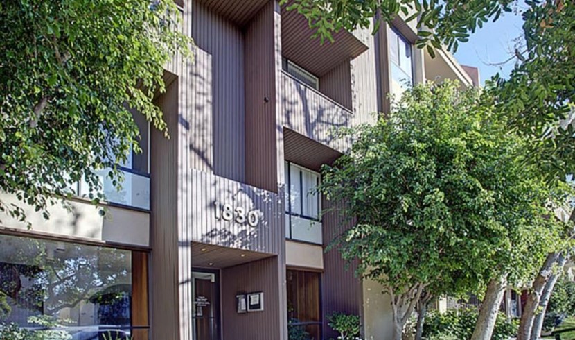 Affordable price, two bedrooms and three bathrooms CONDO photo 4