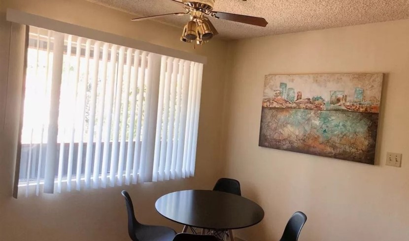 Student apartment 512 Veteran is now available for rent! photo 5