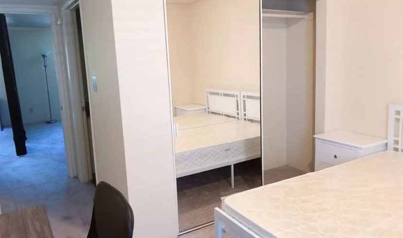Student apartment 512 Veteran is now available for rent! photo 8