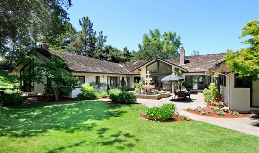 Elegant and high-end view room near the world-famous Stanford University photo 1