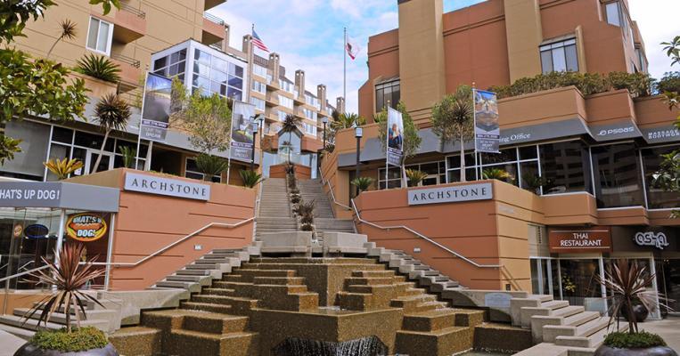 San Francisco Downtown SOMA luxury apartment with one bedroom and one living room for rent with master bedroom photo 5