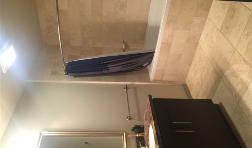 Sublet of luxury ocean view room in San Francisco's white district photo 8
