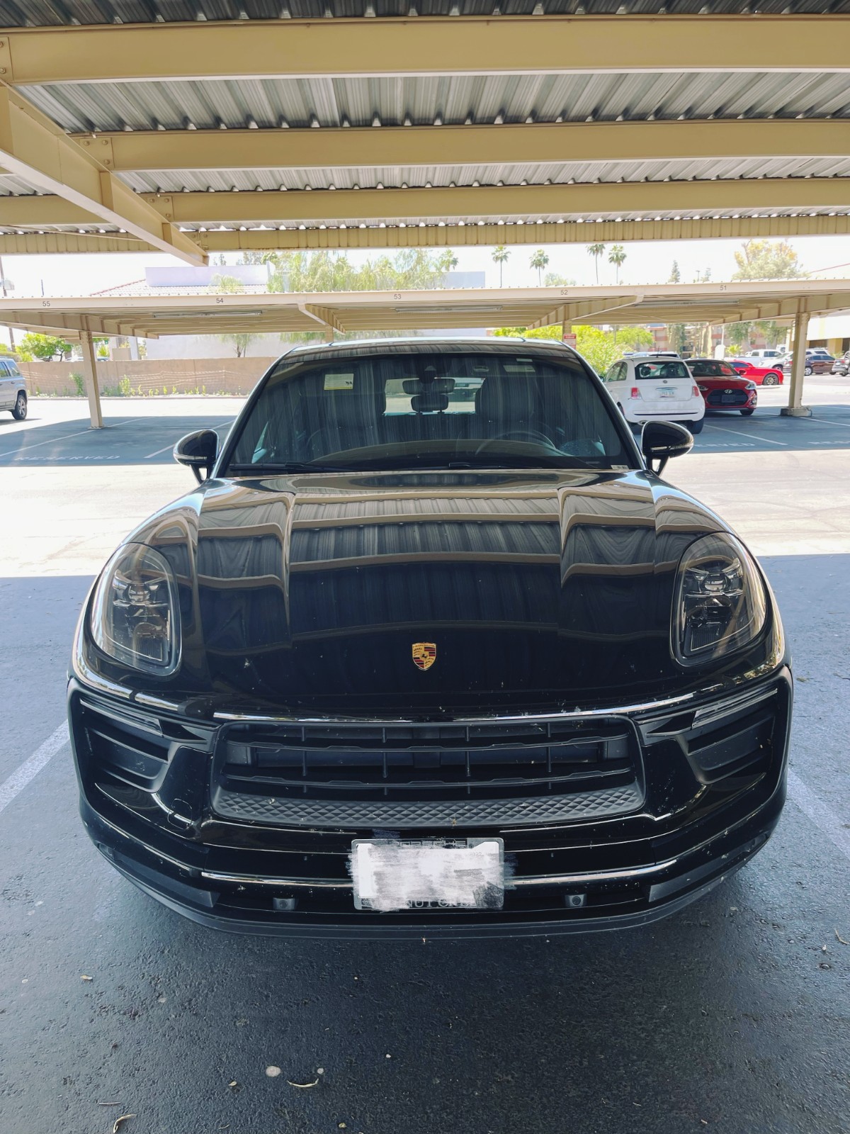 Sublease a first-hand Porsche 2022 Macan - Bay Area, LA, Arizona friends check it out photo 1