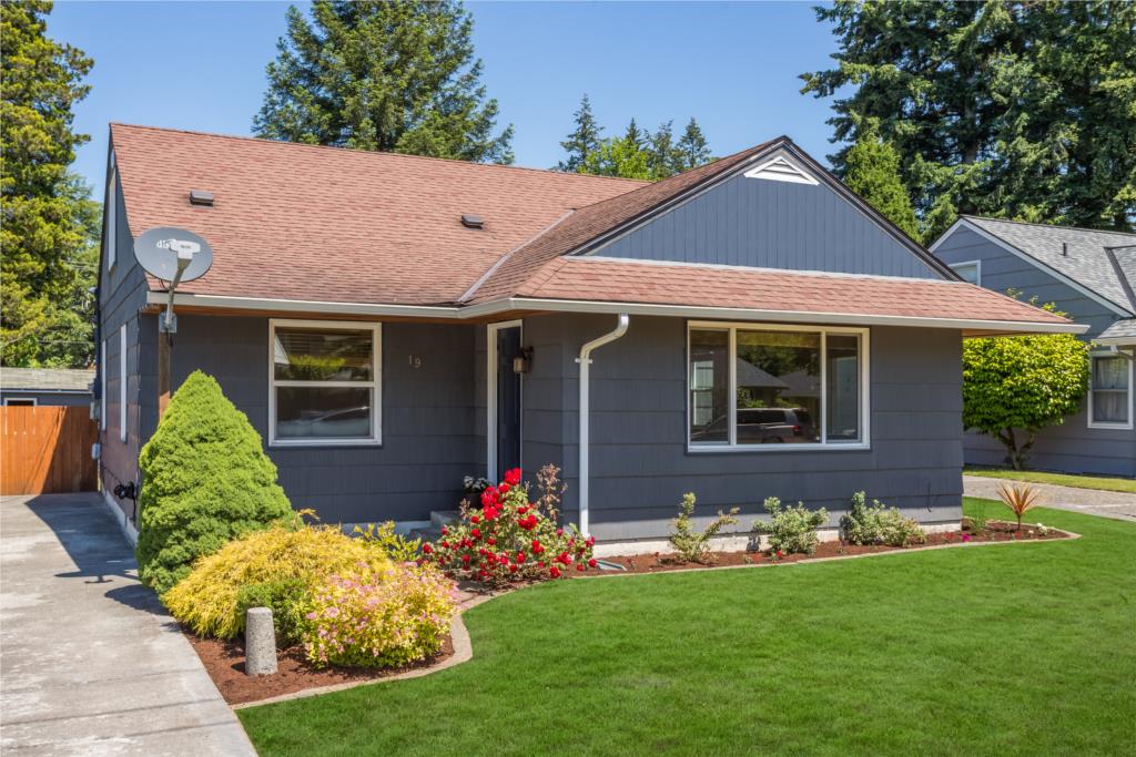 House in school district, suitable for self-occupation and investment photo 4