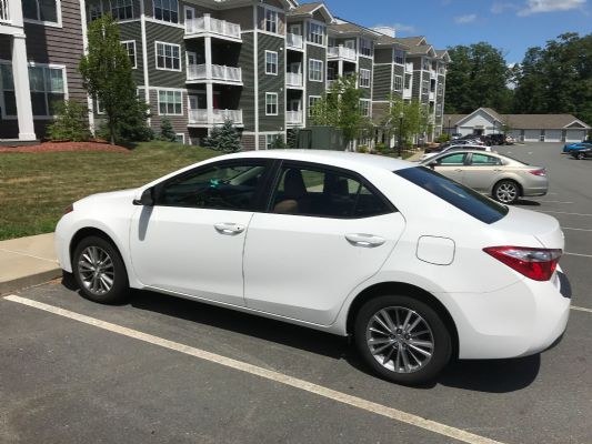 2015 Toyota Corolla LE PLUS in excellent condition clean title for sale photo 1
