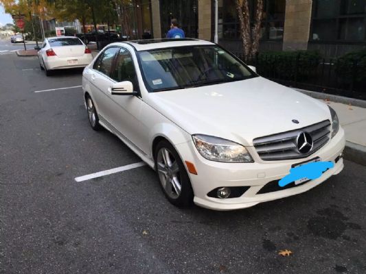 2010 Mercedes-Benz C300 39,000-mile four-wheel drive sports version photo 7