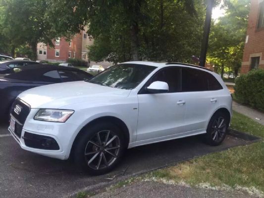 Sincerely selling a 2015 Audi Q5, 8,000 miles, no accidents, I take good care of the car, so it is very new photo 6