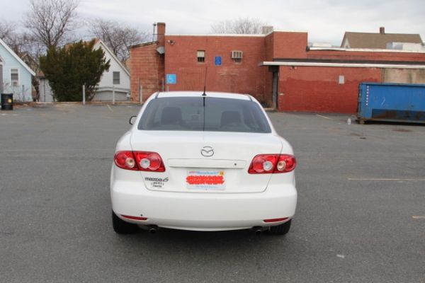 Visiting scholar returns to China to sell cars 05 Mazda 6 photo 7