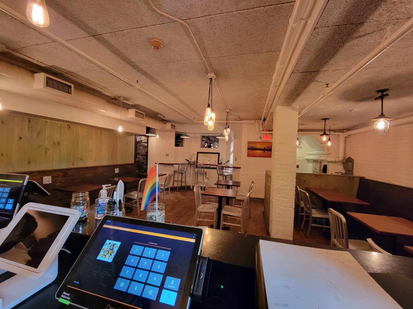 Boston restaurant business for sale in good location photo 5