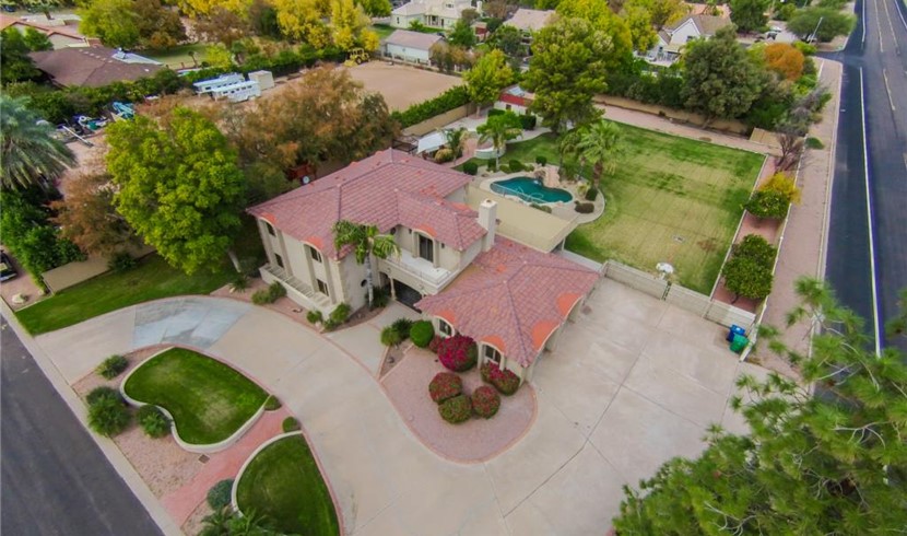 STUNNING LUXURY ESTATE ON ALMOST 1 ACRE 图片 7