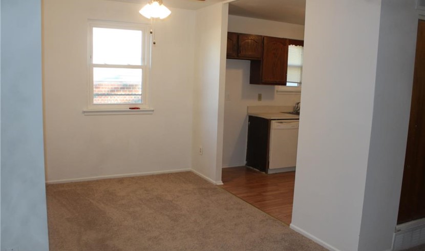 2818 Saxton Rd photo 1