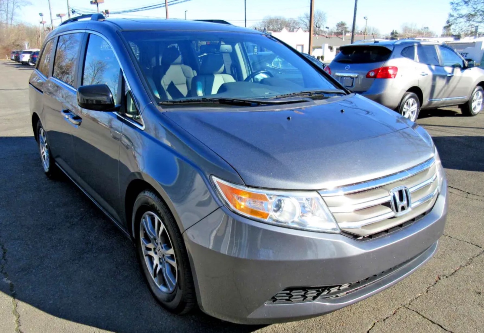 2011 Honda Odyssey EXL Honda Odyssey eight seats, priced at 8750 photo 4