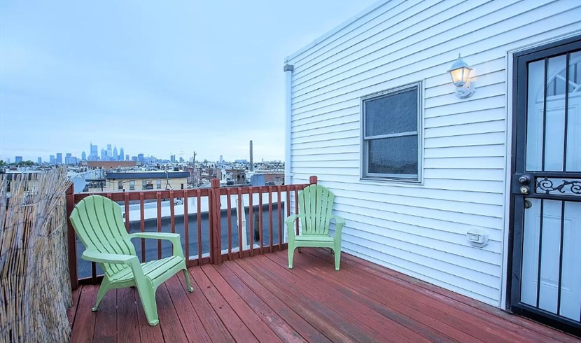 South Philadelphia large single room for rent ready for move-in photo 2