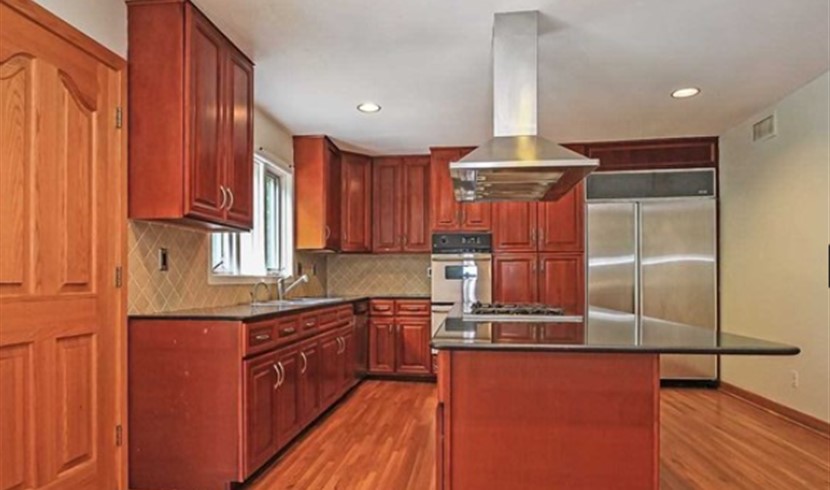 Houses for sale in Cresskill’s prime school district photo 4