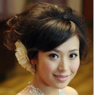 Undertake bridal makeup photo 4
