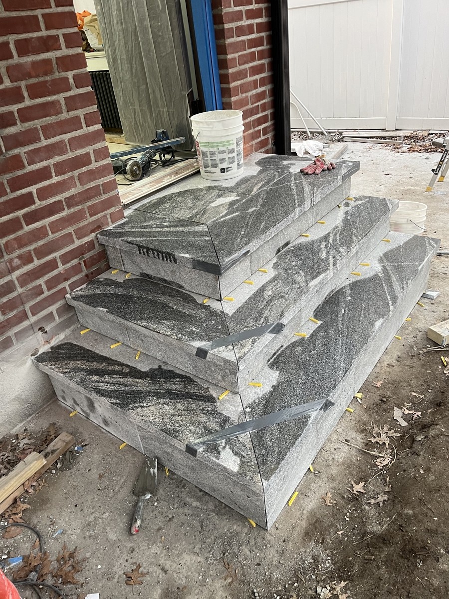 江苏室匠装修公司 石材瓦工师傅 干掛石头墙