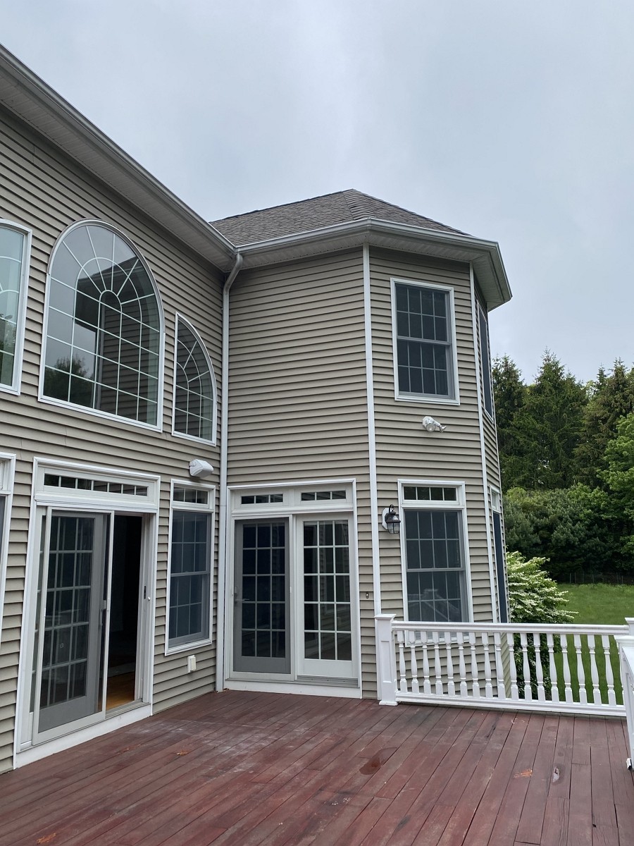 木工师傅安装换新门窗 定购门窗 翻新门窗 安装新式保温窗