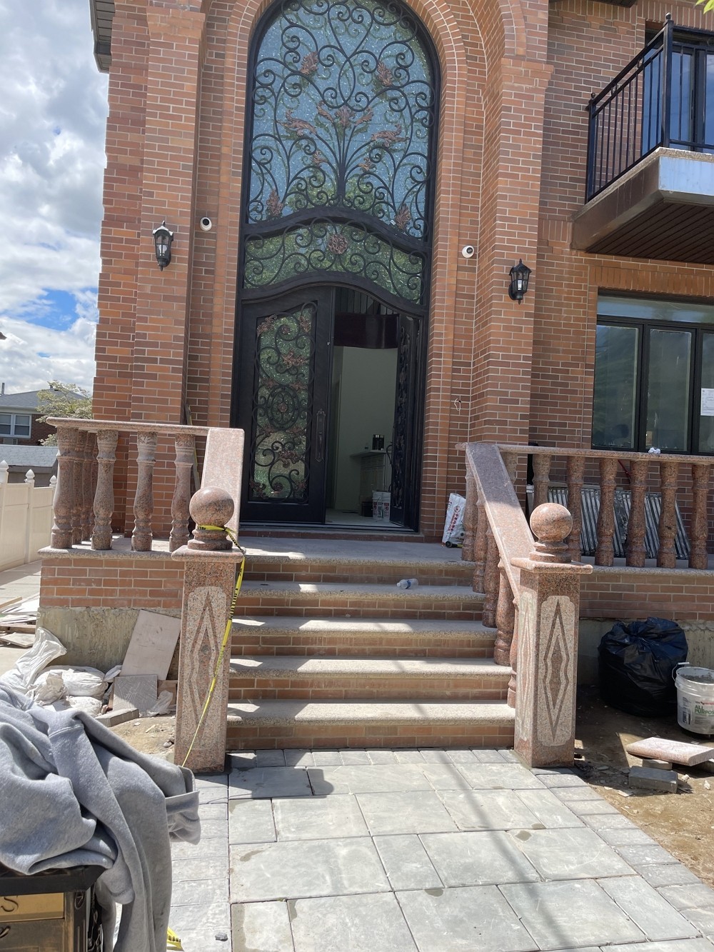 华人装修公司，30多年木工装修经验，安装门窗， 室内外装修，质量好，免费估价