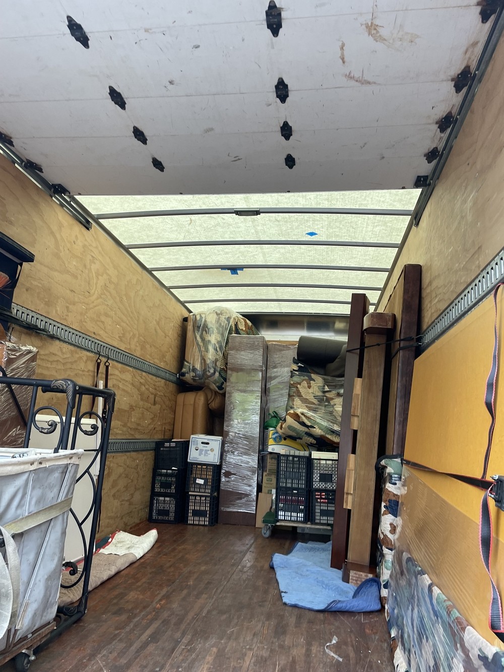 美东搬家，诚信守信 ，大小搬家不限，搬家公司，店铺仓库搬迁，跨州搬家